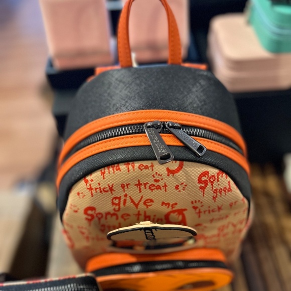 Punkin loungefly halloween wallet & backpack - Picture 3 of 7